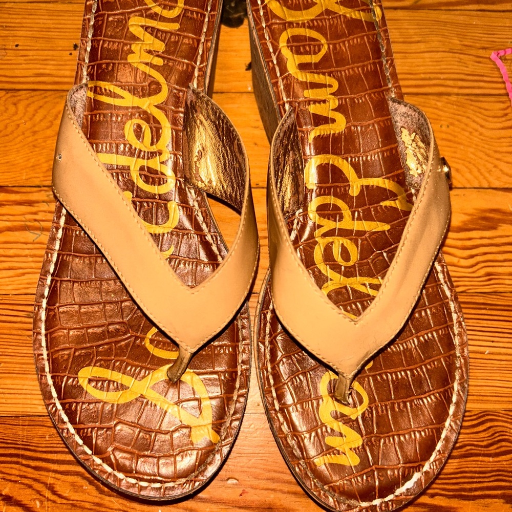 Sam Edelman Tan Croc-Embossed Women's Sandals